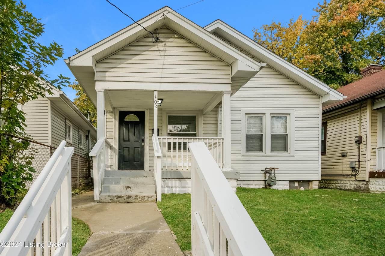 402 38th St - Photo 1