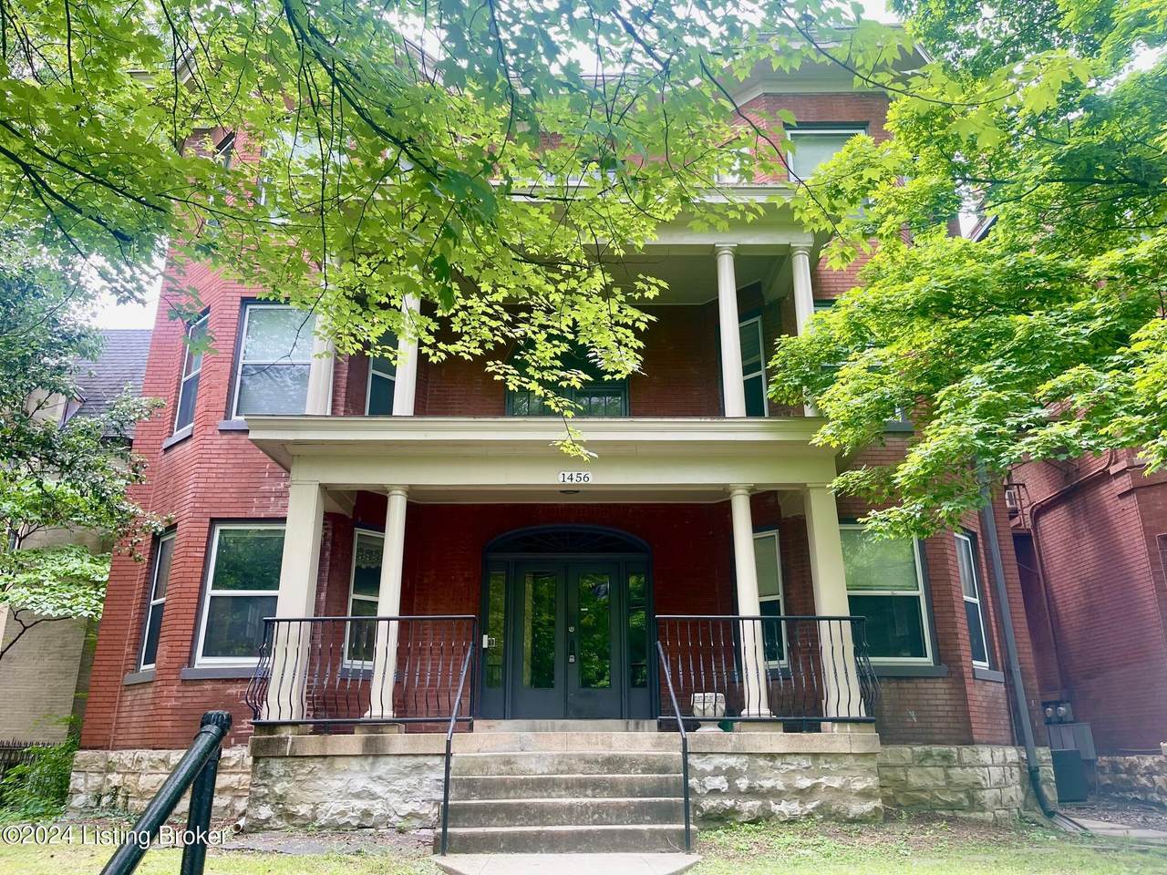 1456 4th St - Photo 1