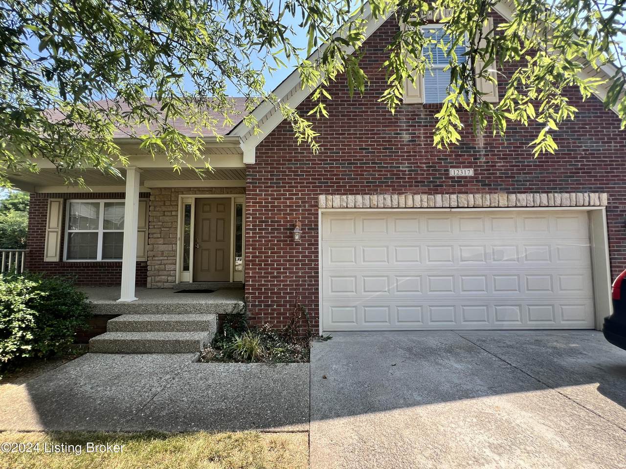 12317 Amber Woods Ct - Photo 1