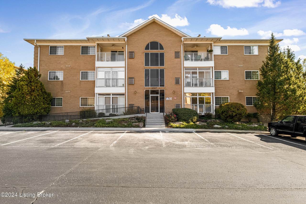 8507 Atrium Dr - Photo 1