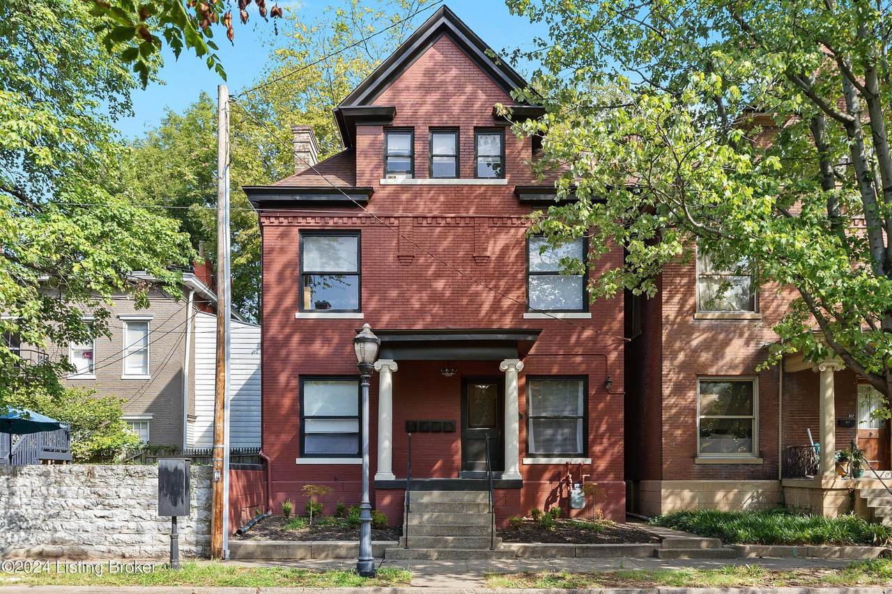 319 Lee St - Photo 1