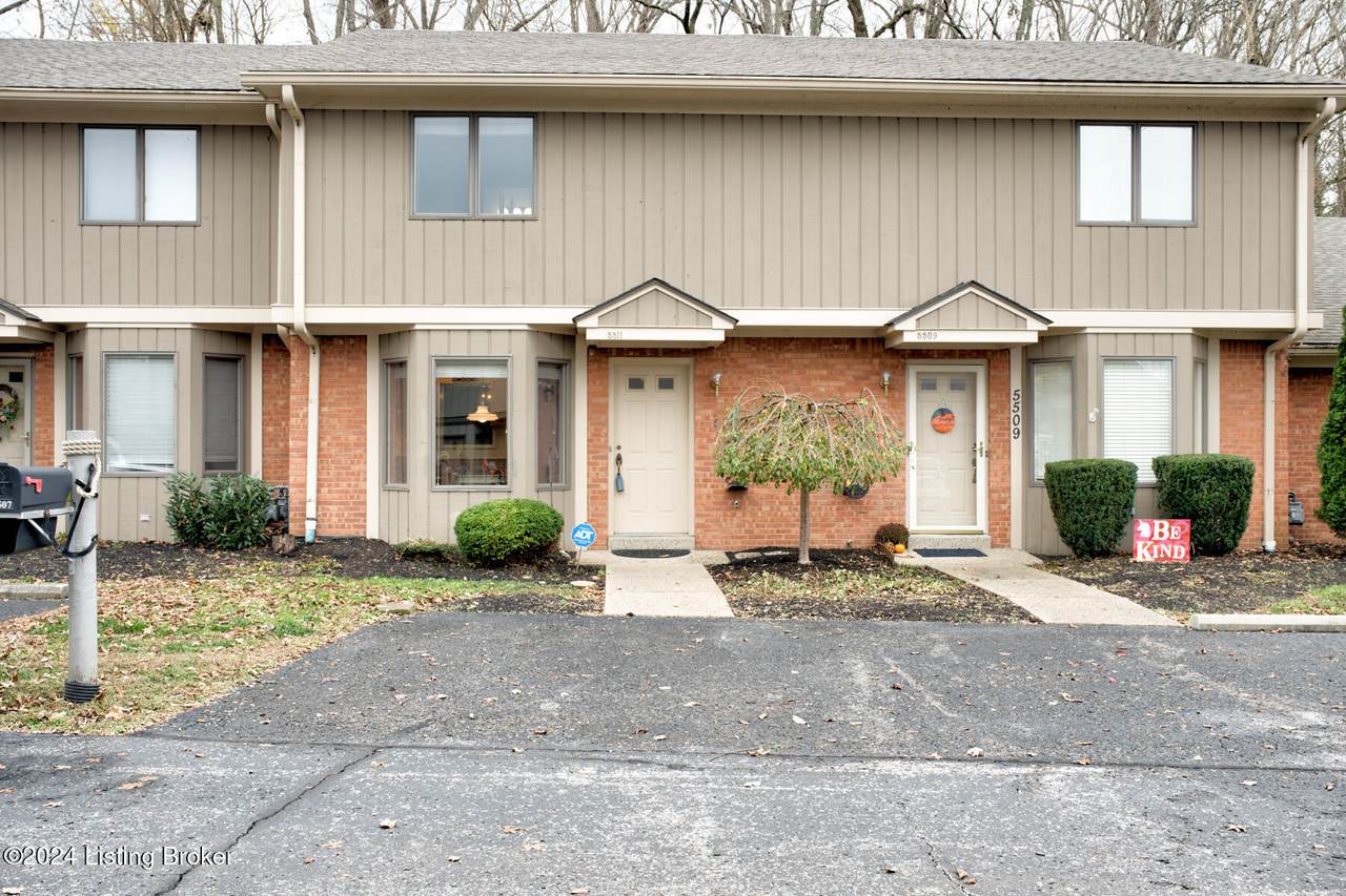 5511 Forest Lake Dr - Photo 1