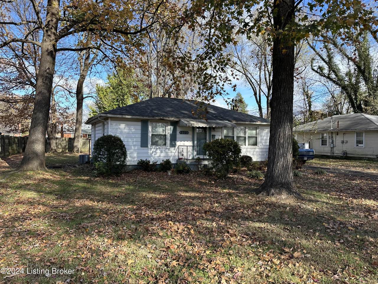2701 Pioneer Rd - Photo 1