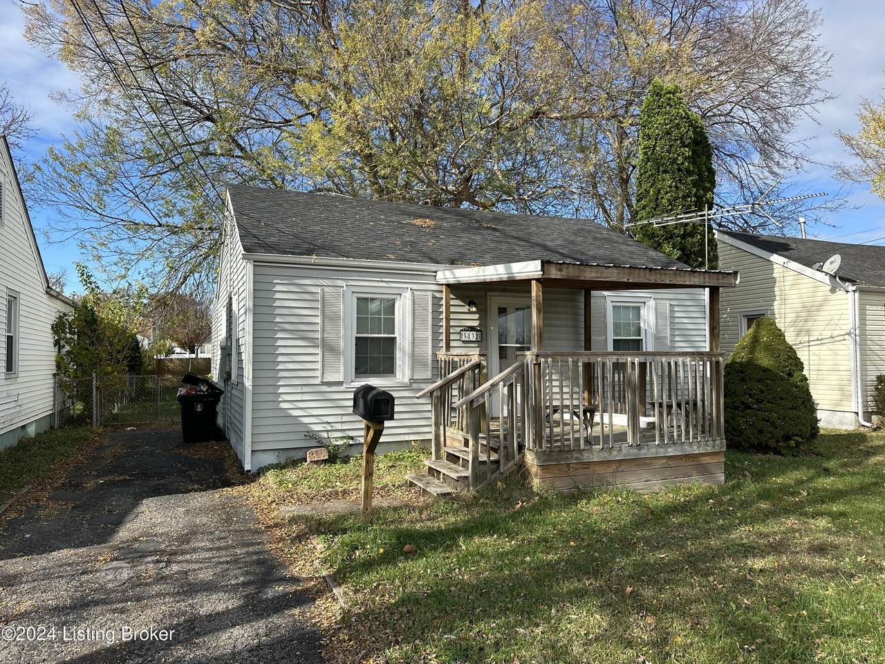 3832 Cliff Ave - Photo 1