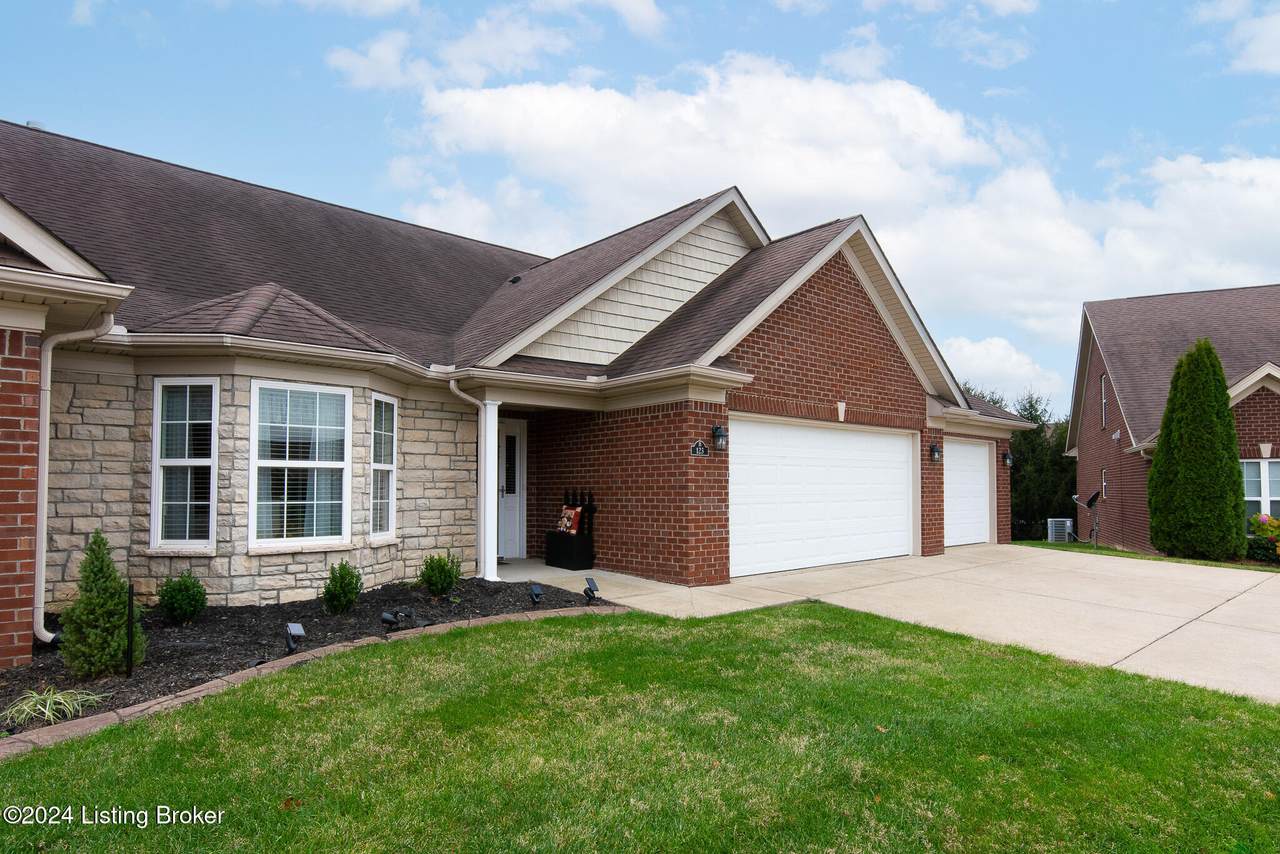 123 Garden Gate Ct - Photo 1