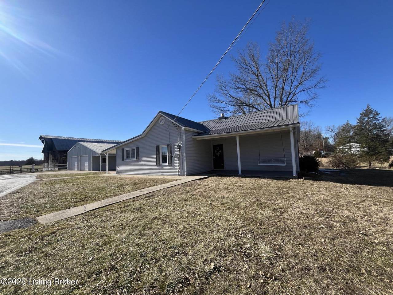 889 Hwy 44 - Photo 1