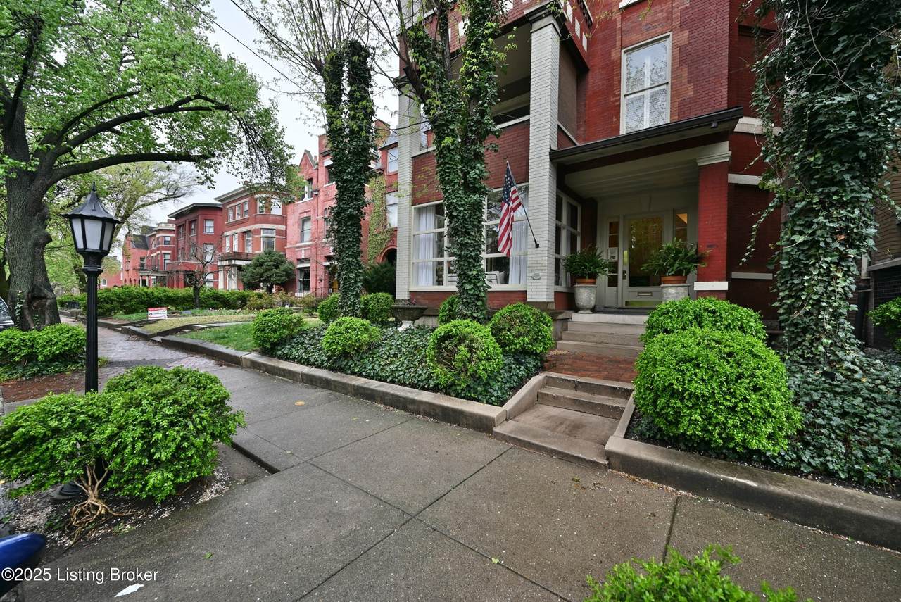 https://bt-photos.global.ssl.fastly.net/louisville/1280_boomver_1_1684689-2.jpg