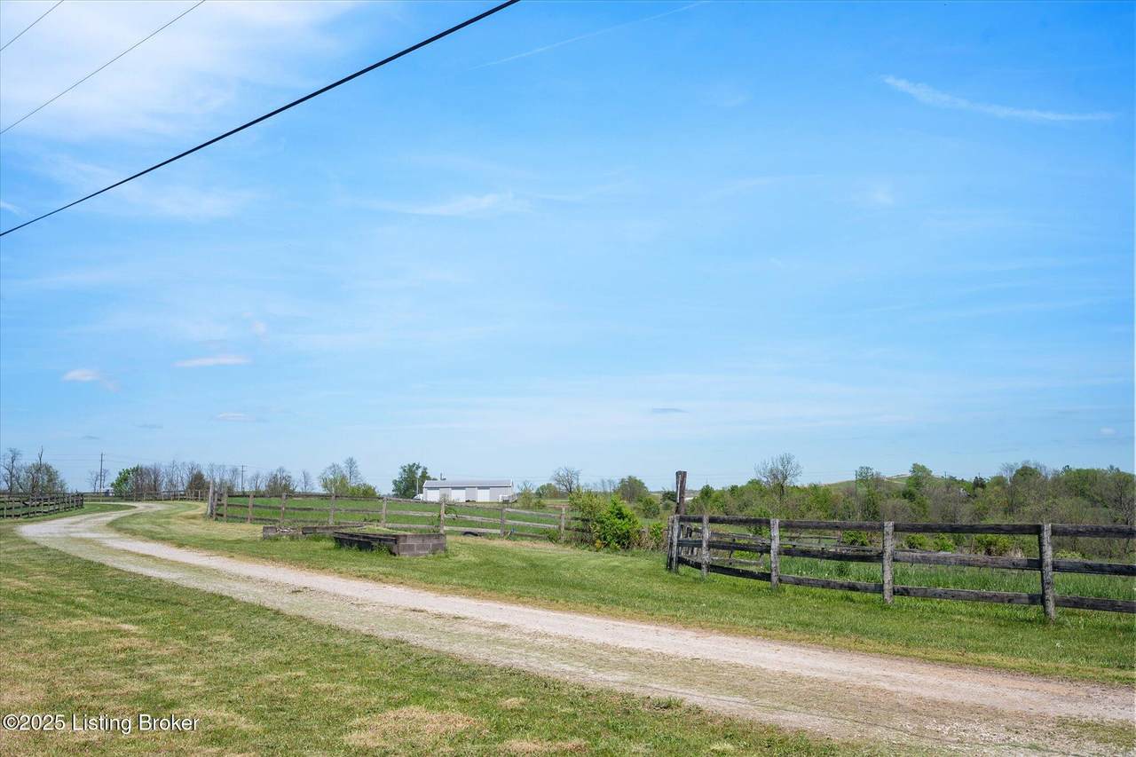 9521 Sulphur Rd - Photo 1