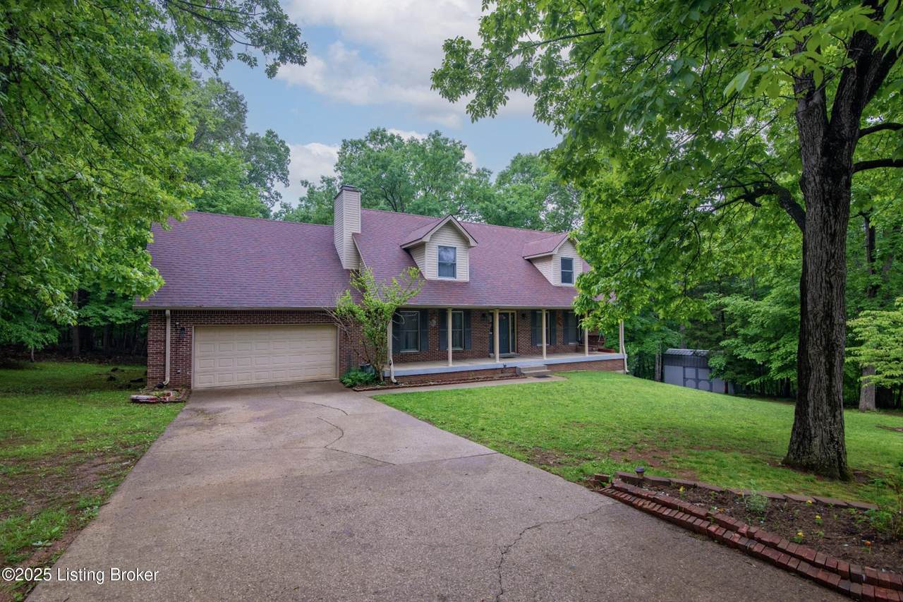 17 Bittersweet Pl - Photo 1