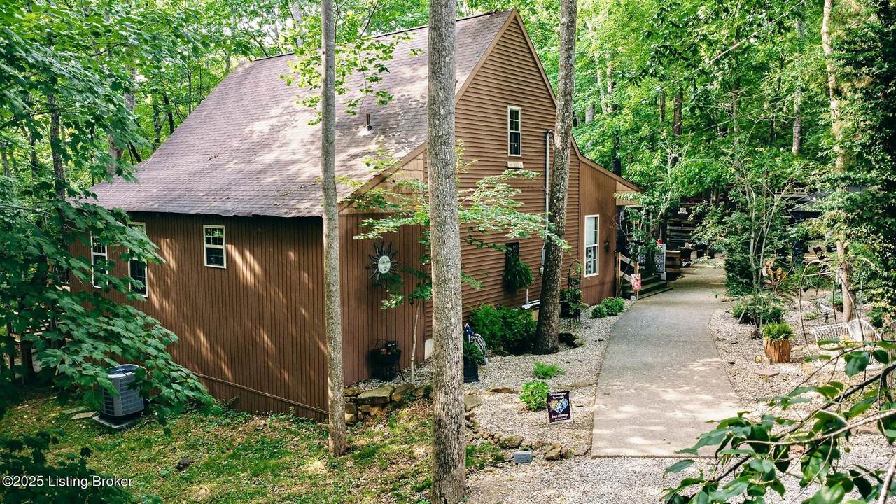 282 Lakeview Ln - Photo 1