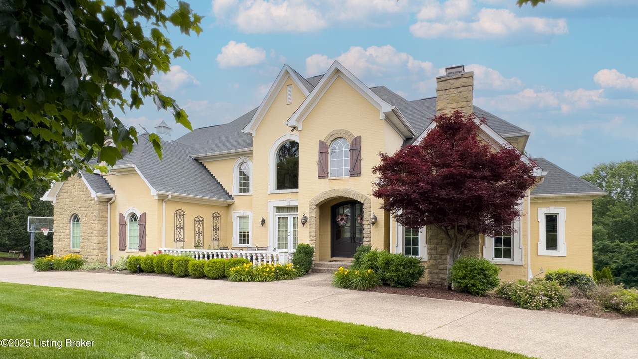 5905 Mt Pleasant Dr - Photo 1