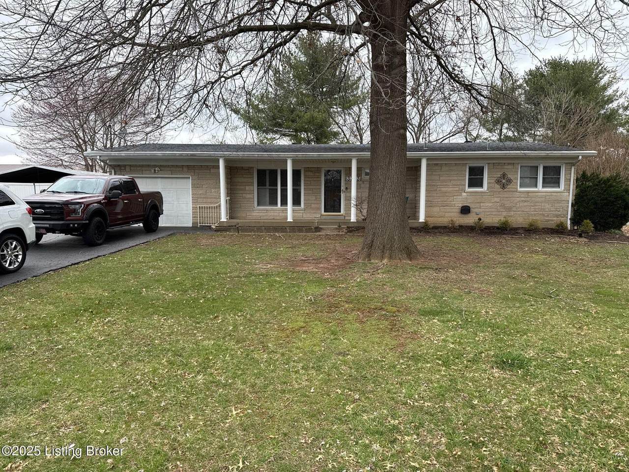 3333 Acacia Ave - Photo 1