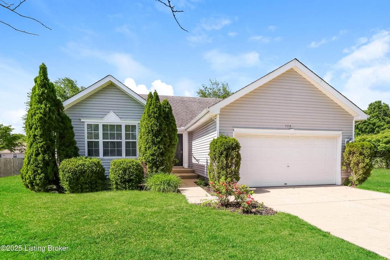 739 Helmwood Cir - Photo 1