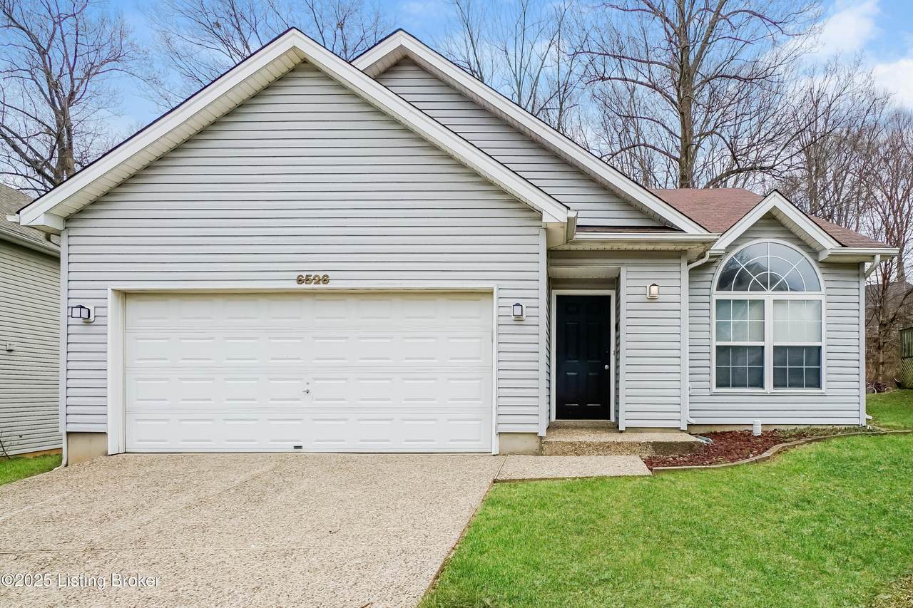6526 Bridleview Cir - Photo 1