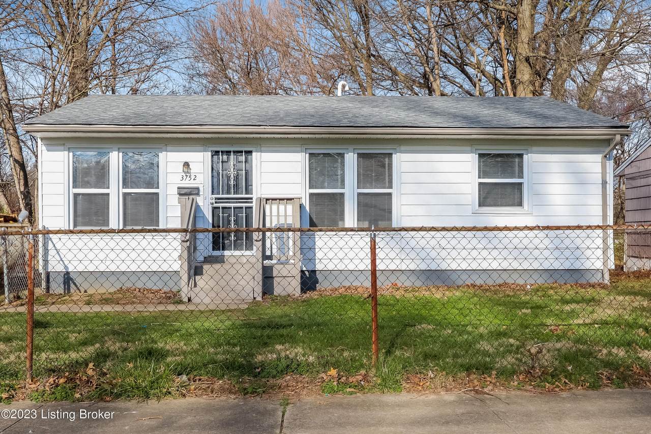 3752 Penway Ave - Photo 1