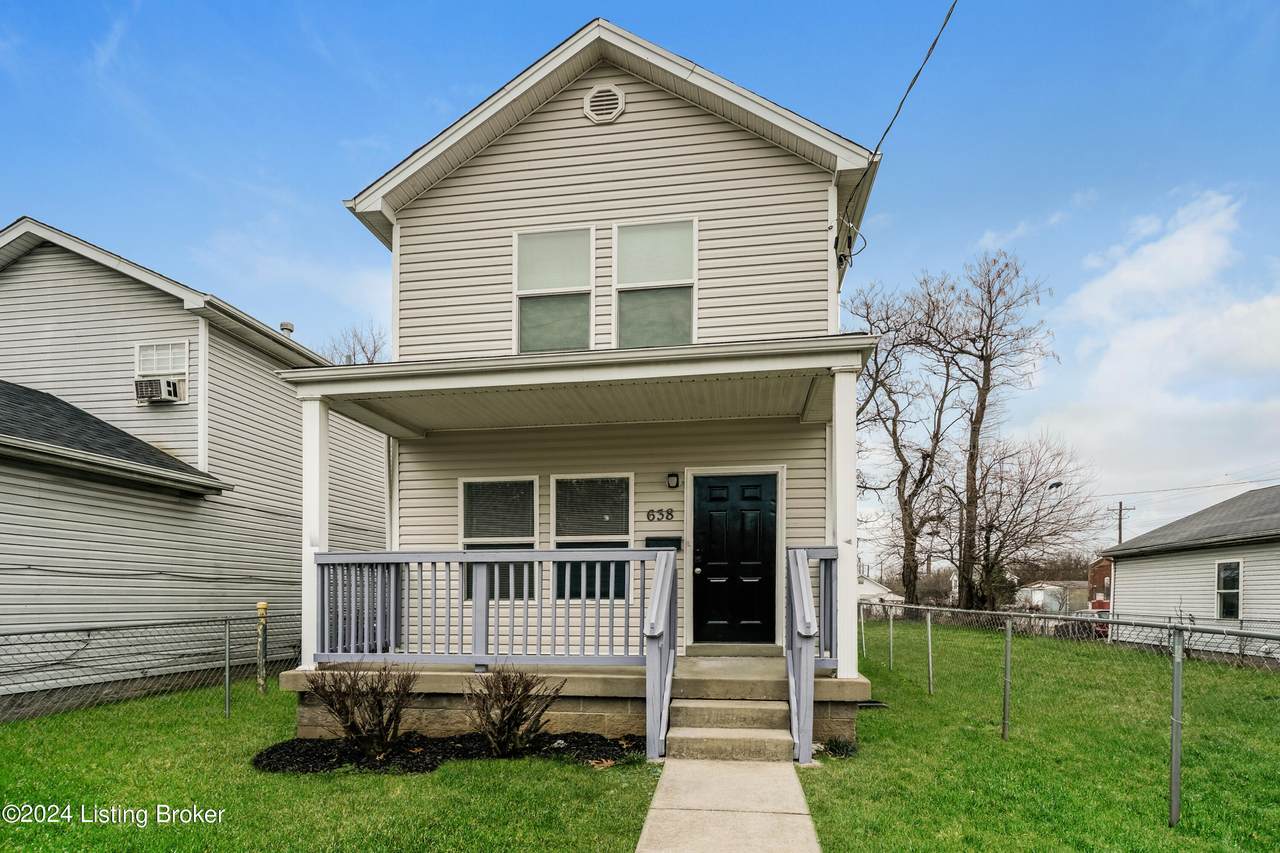 638 26th St - Photo 1