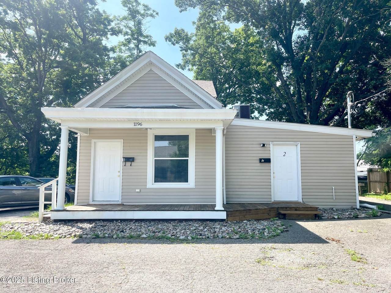 1196 Innis Ct - Photo 1