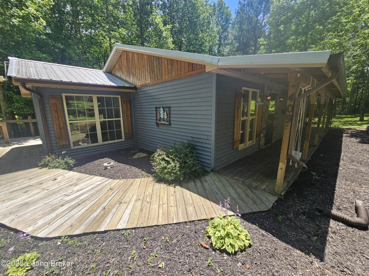 409 Woodhaven Lane Ln - Photo 1