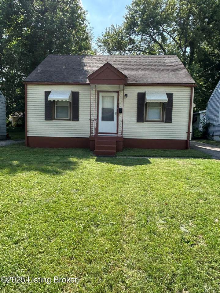 914 44th St - Photo 1