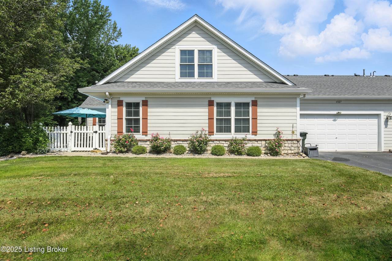 4327 Pinnacle View Pl - Photo 1