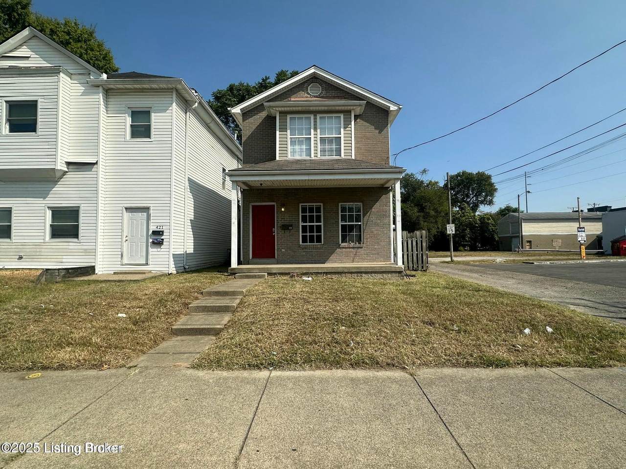419 Winkler Ave - Photo 1