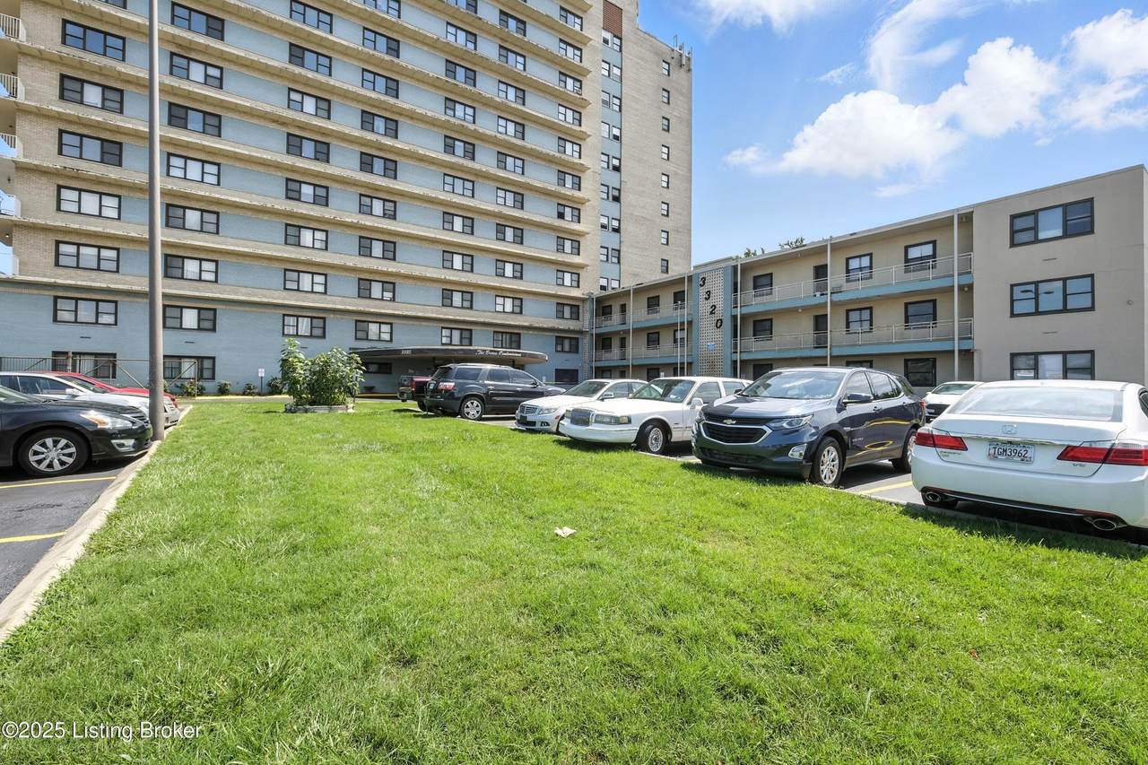 3320 Bardstown Rd - Photo 1