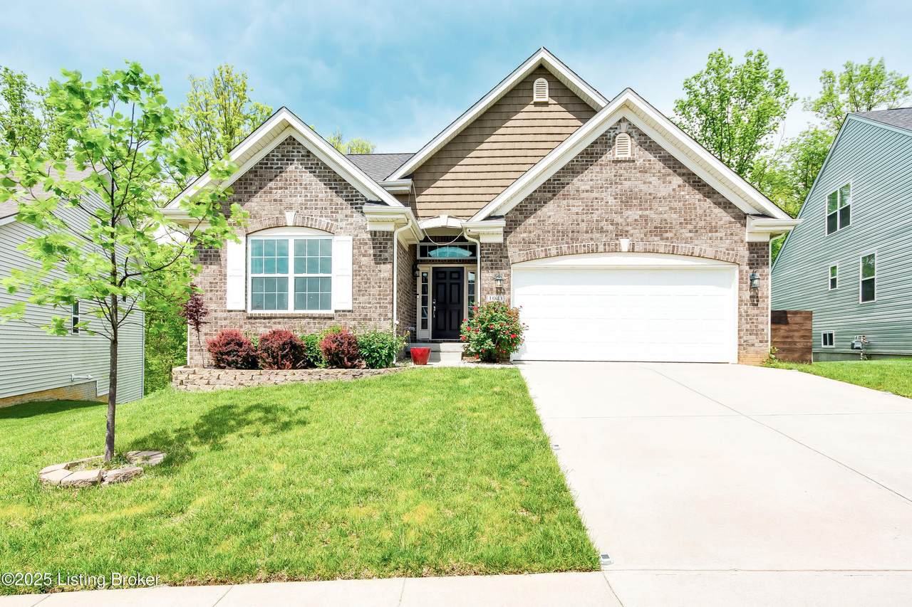 1041 Autumn Crest Ln - Photo 1