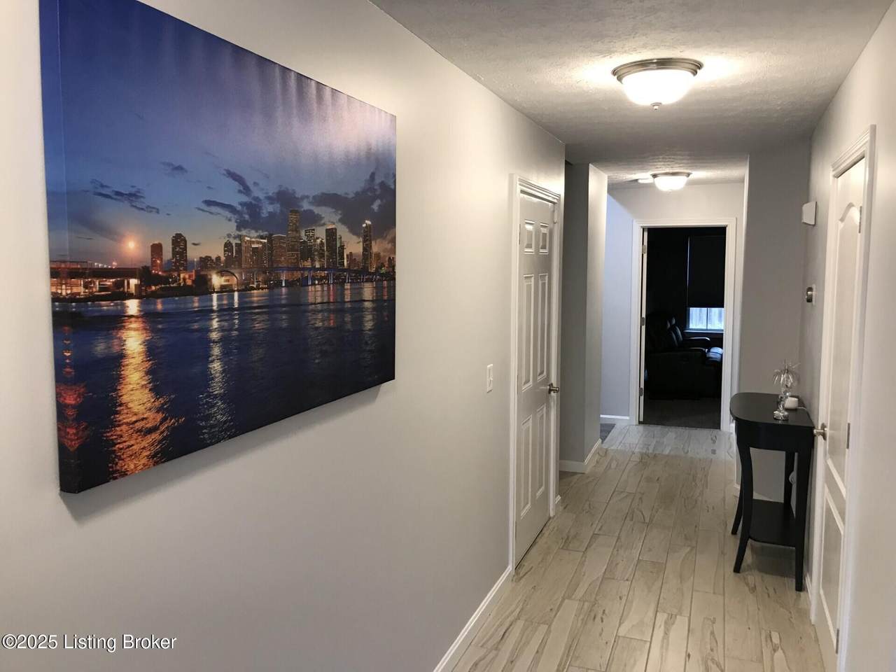 https://bt-photos.global.ssl.fastly.net/louisville/1280_boomver_1_1691717-2.jpg