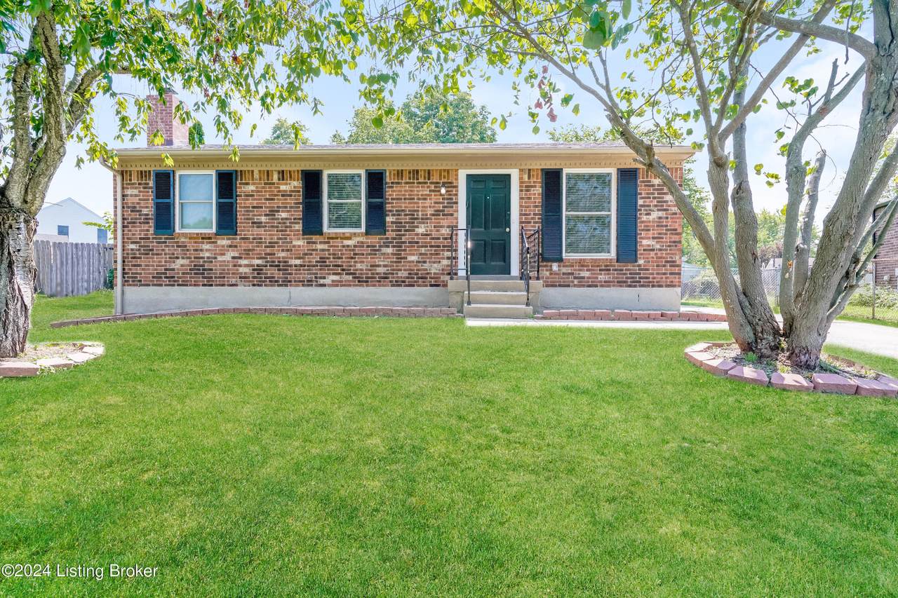 5911 Carmelwood Cir - Photo 1