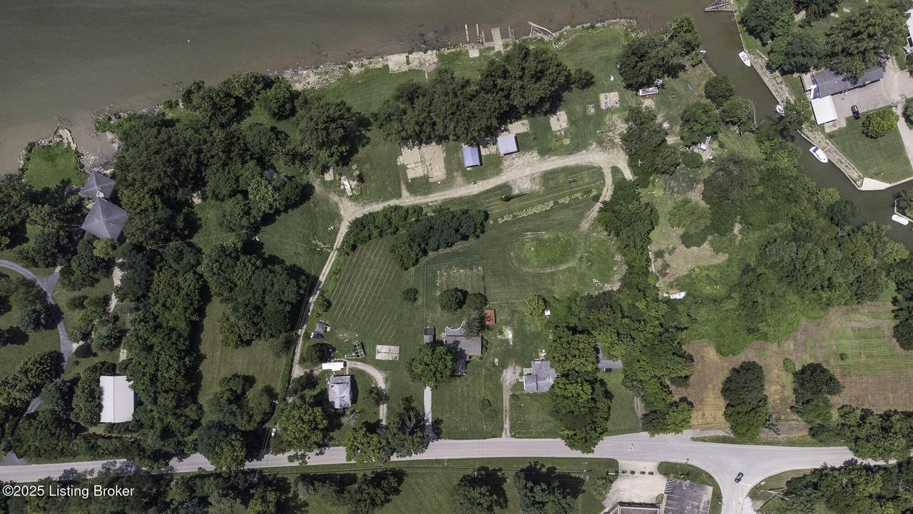 https://bt-photos.global.ssl.fastly.net/louisville/1280_boomver_1_1691953-2.jpg