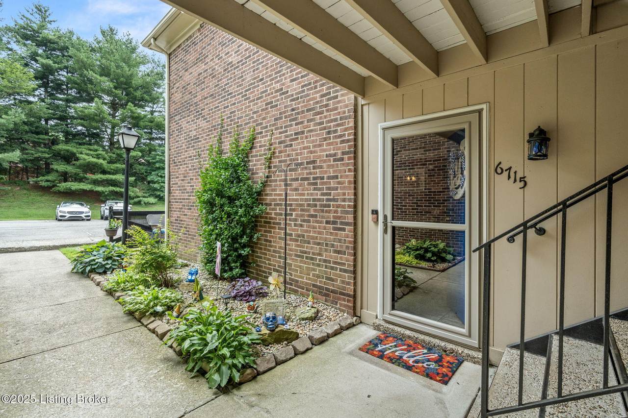 6715 Gunston Ln - Photo 1