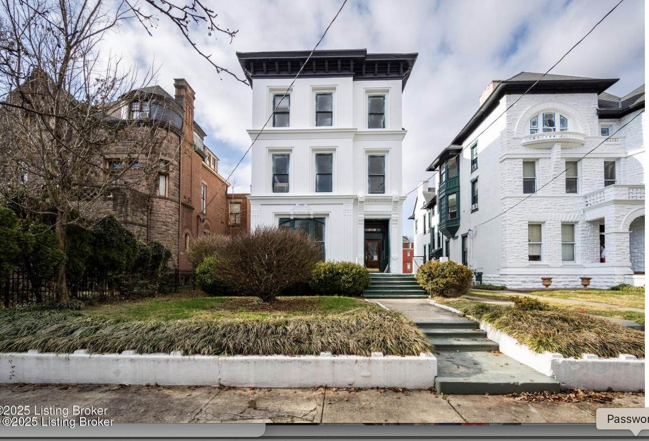 1018 3rd St - Photo 1