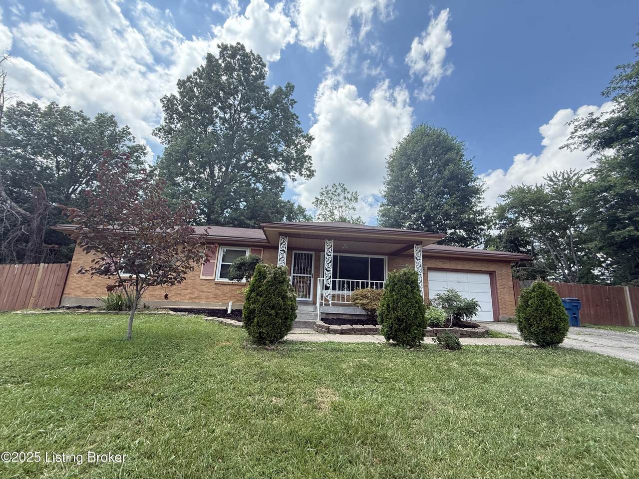 8216 Glimmer Way - Photo 1
