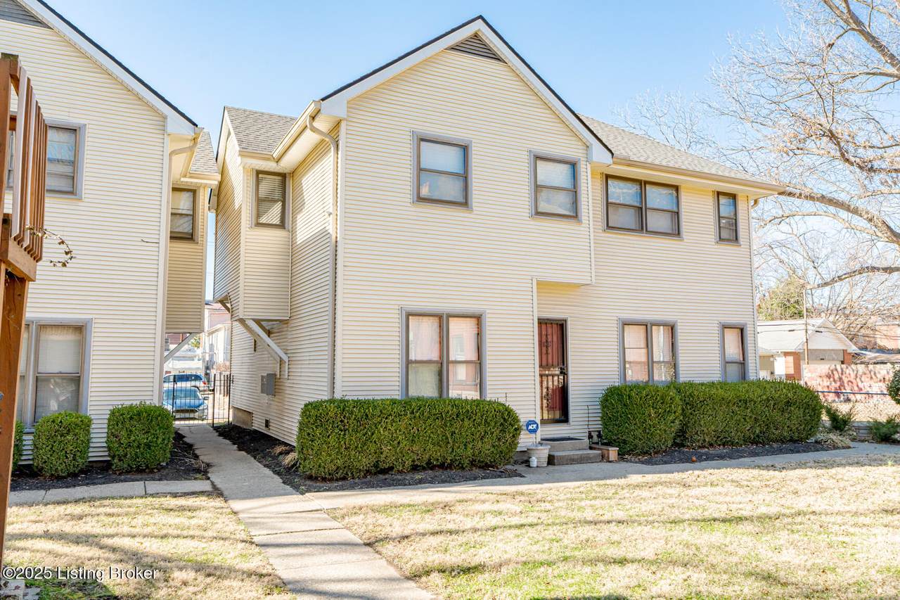 1140 1st St - Photo 1