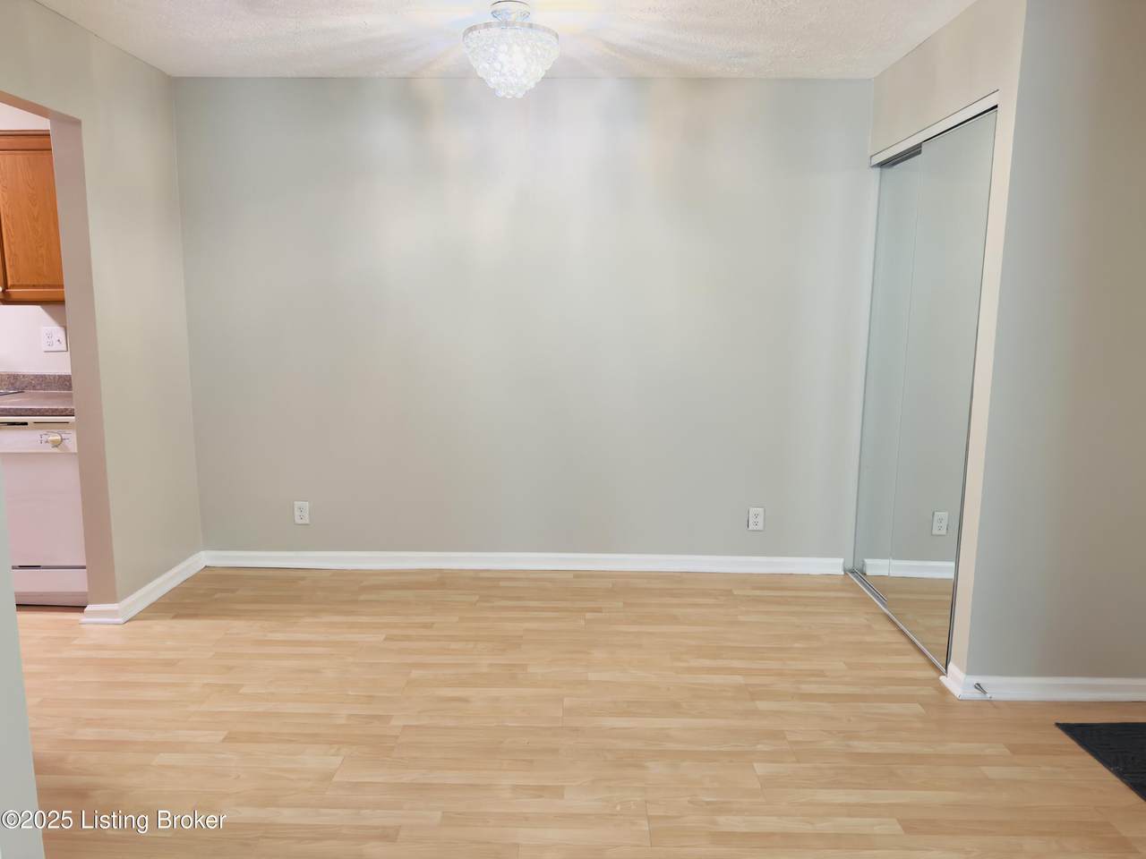 https://bt-photos.global.ssl.fastly.net/louisville/1280_boomver_2_1692858-2.jpg
