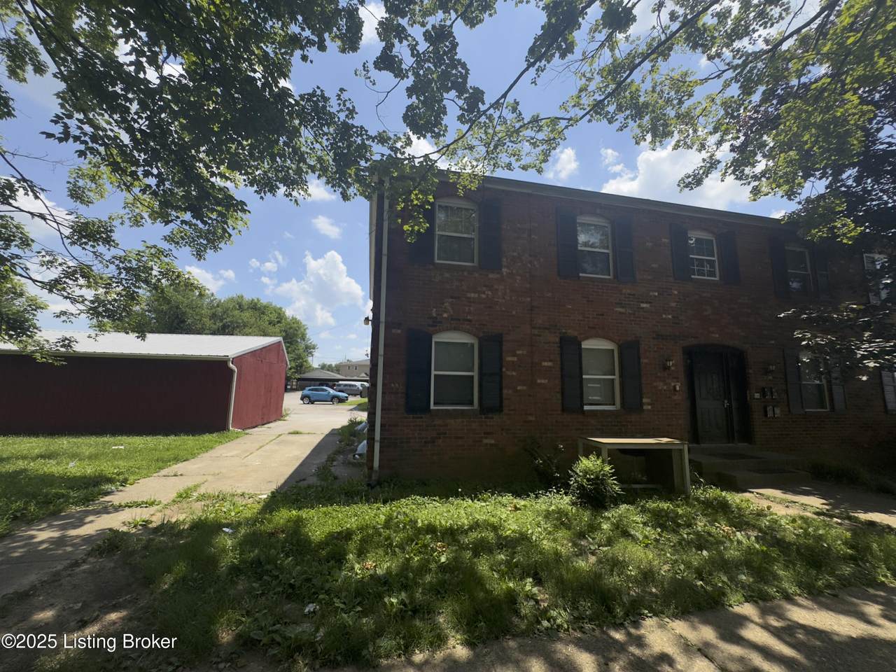 4407 Landside Dr - Photo 1