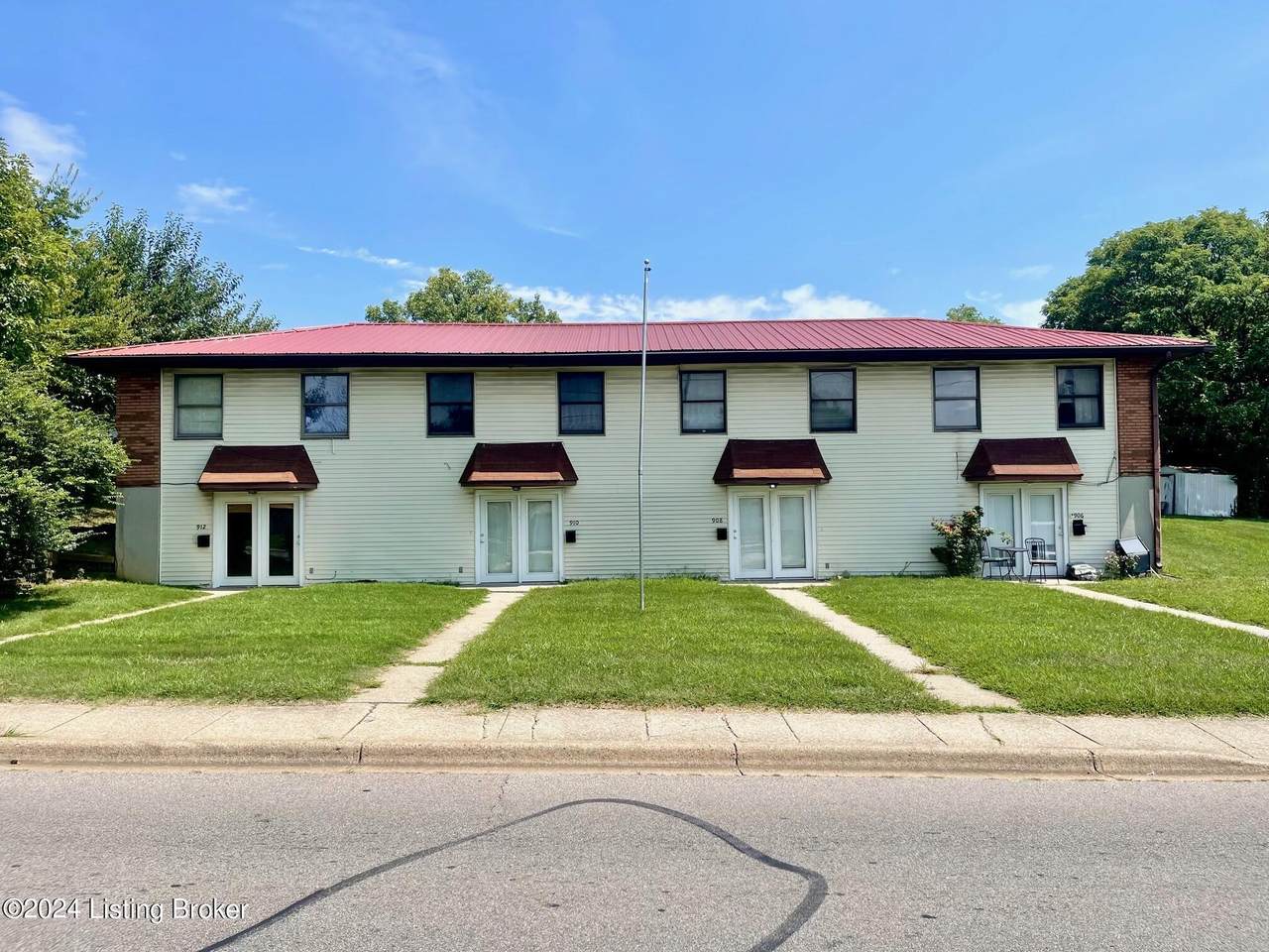 908 Pearl St - Photo 1