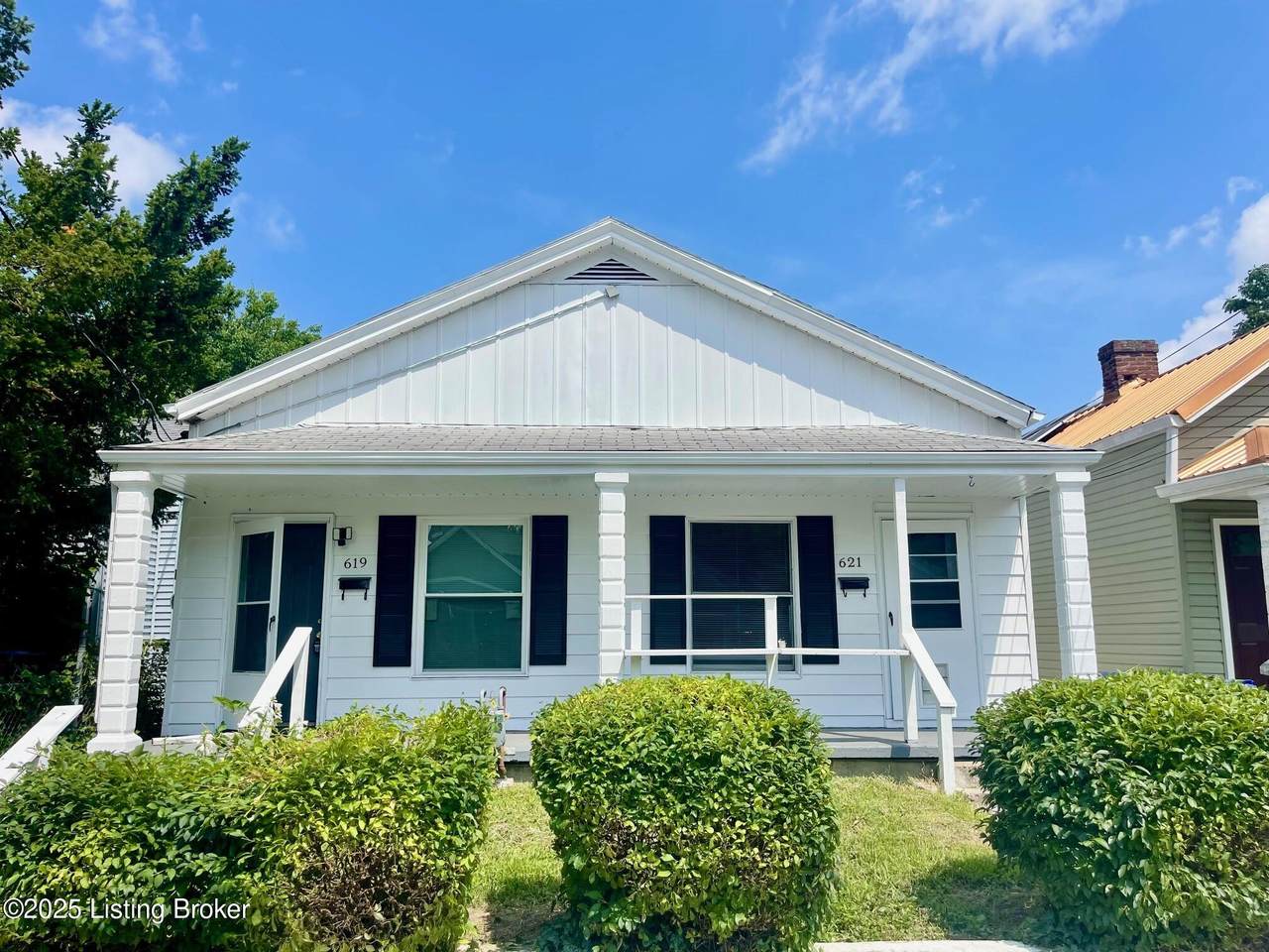 621 Lynn St - Photo 1