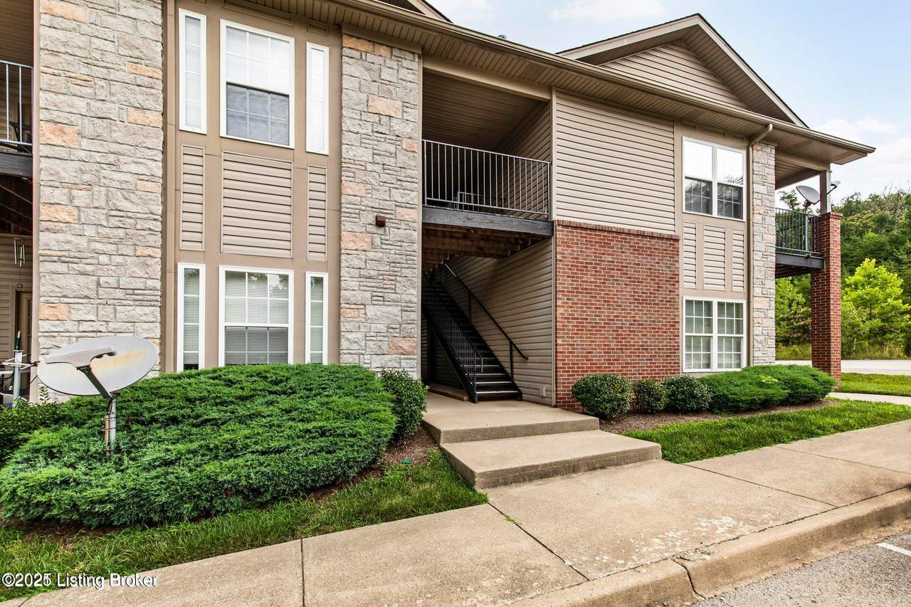 7309 Saint Andrews Woods Cir - Photo 1