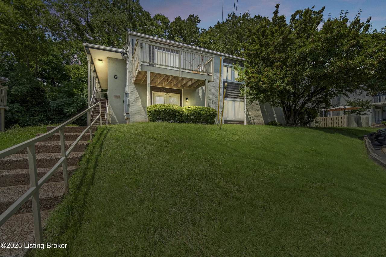 1815 Gardiner Ln - Photo 1