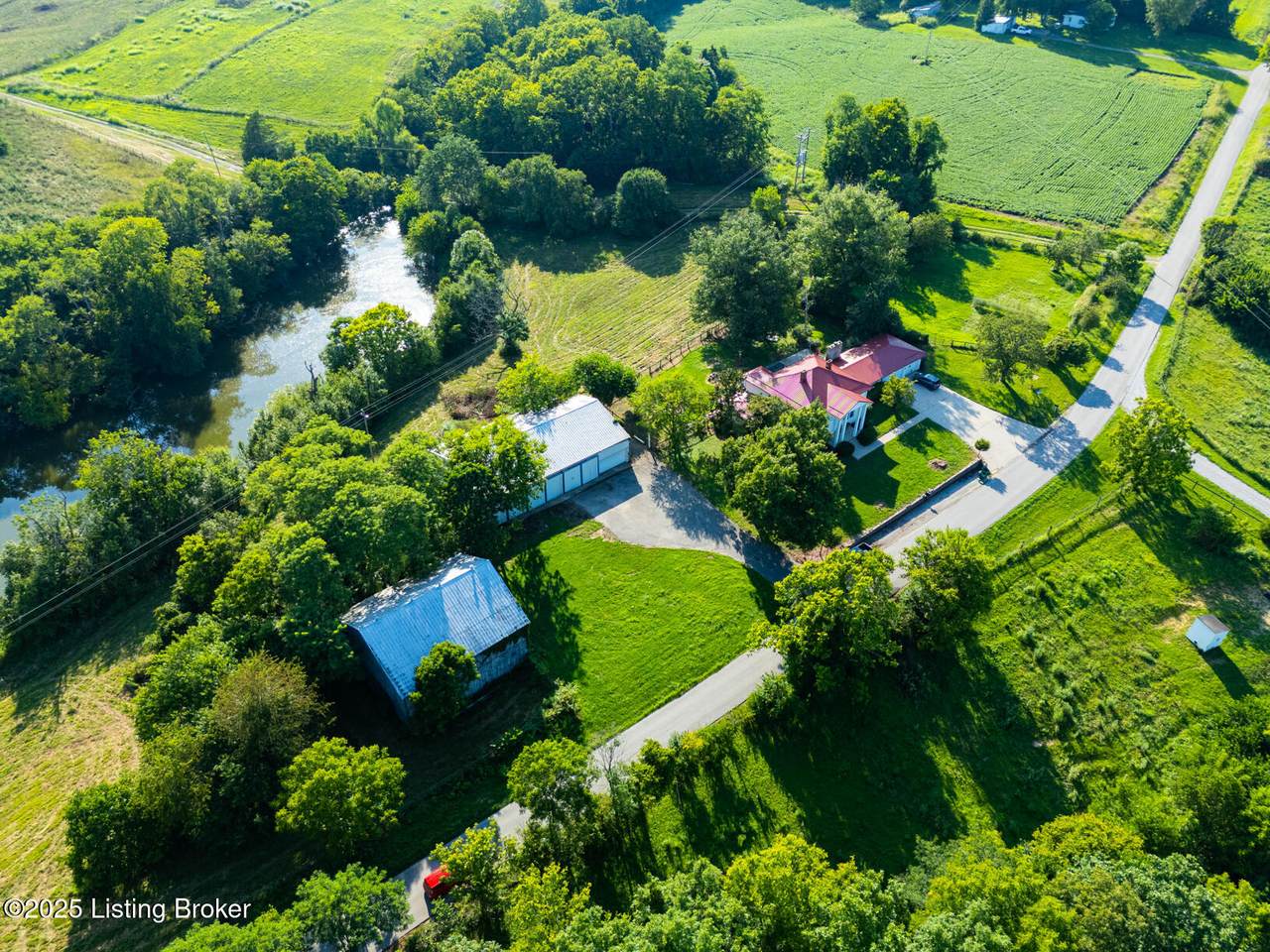 1481 Rockbridge Rd - Photo 1