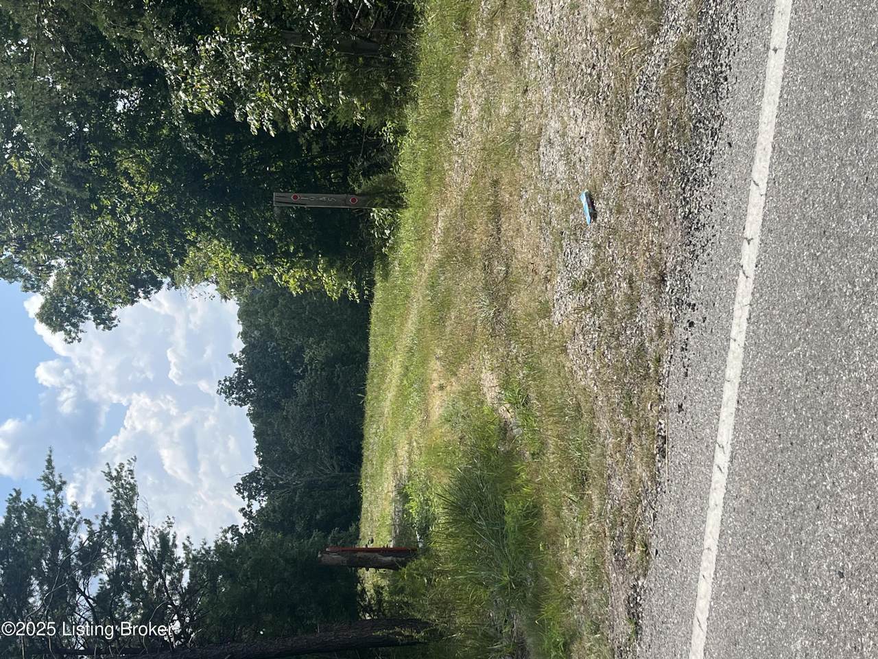 1945 Broadford Rd - Photo 1