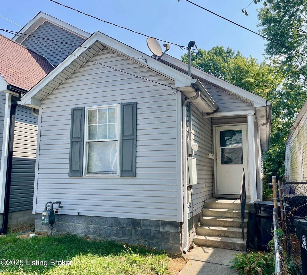 2903 5th St - Photo 1