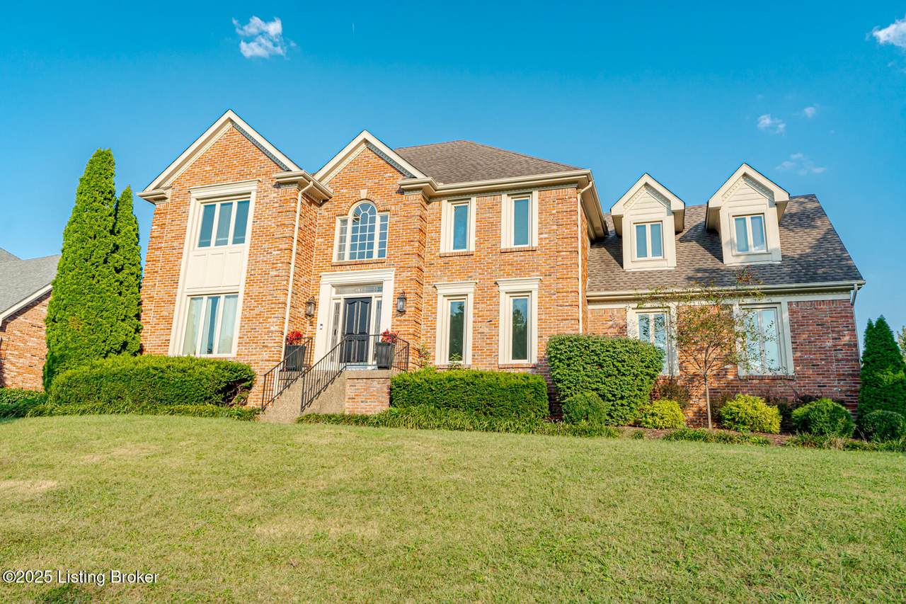 838 Lake Forest Pkwy - Photo 1