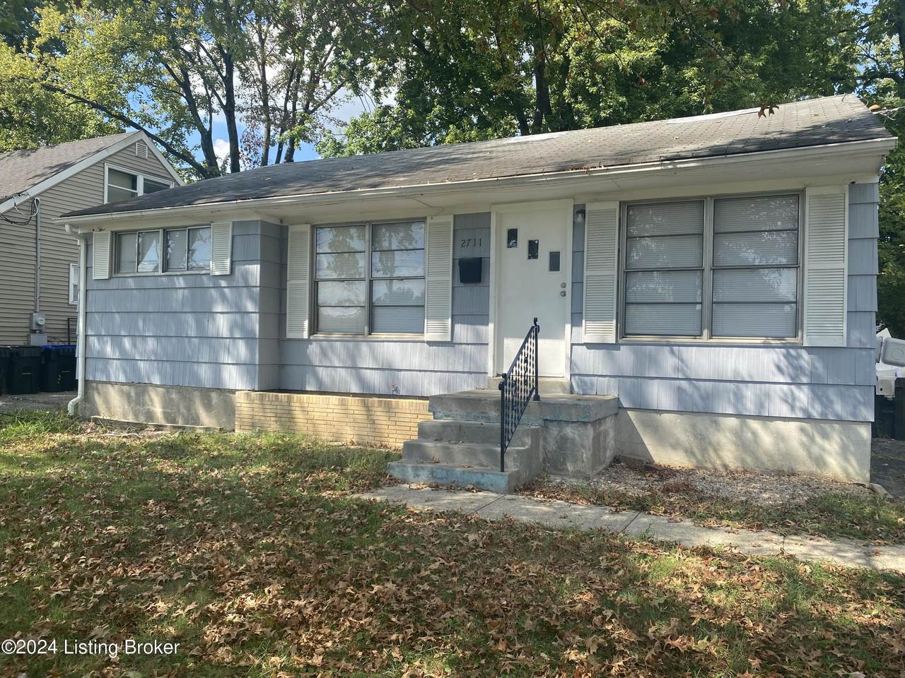 2711 Gardiner Ln - Photo 1