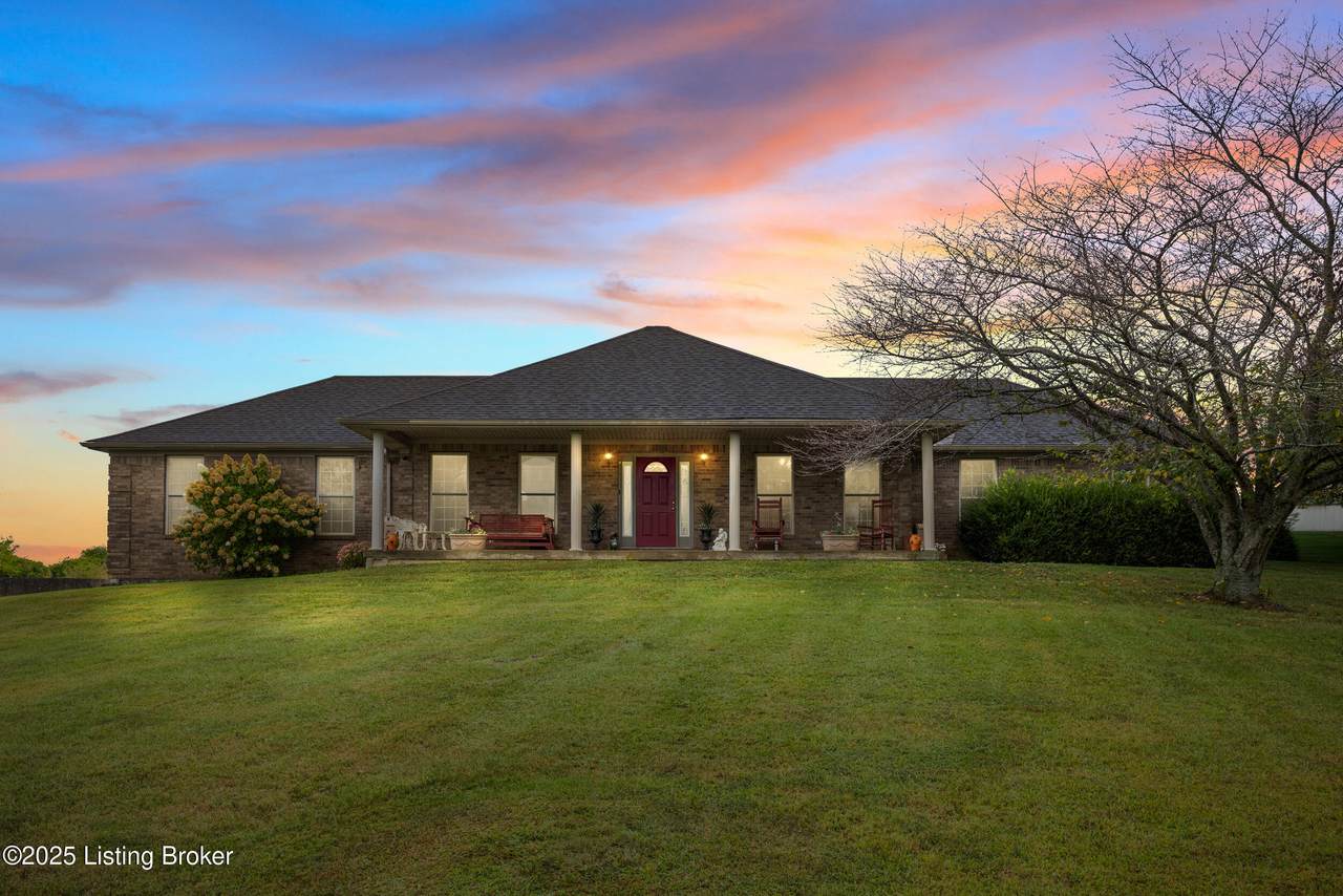 1173 Johnson Ln - Photo 1