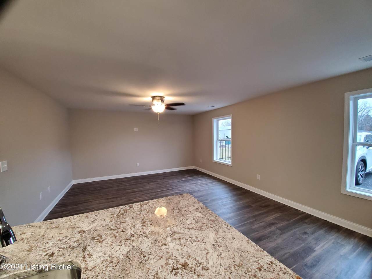 3502 College Dr - Photo 1