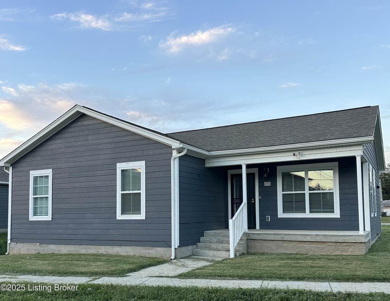 6501 Hackel Dr - Photo 1