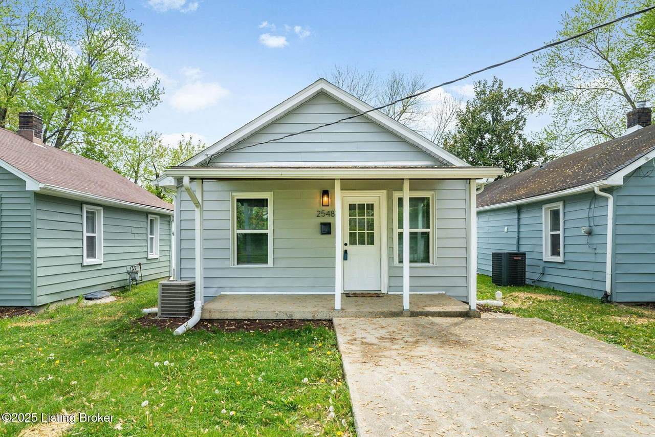 2548 Broadway St - Photo 1