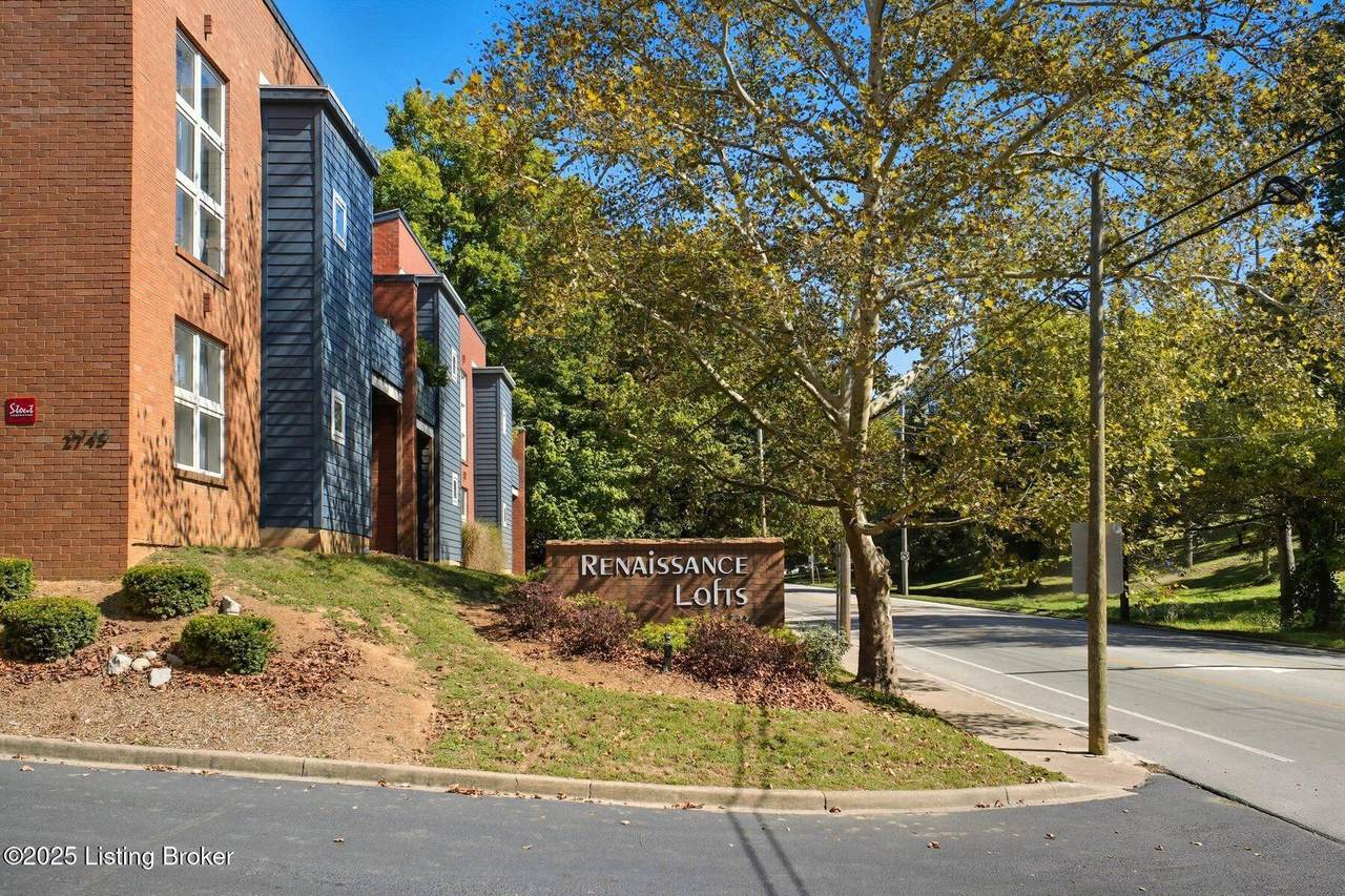 2745 Grinstead Dr - Photo 1